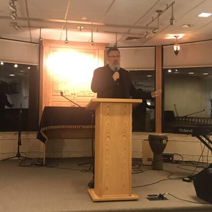 New York, USA: Sermon at the Russian Messianic Congregation