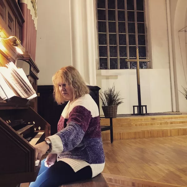 Lilita Ozola has been playing the organ since the early days of the Congregation