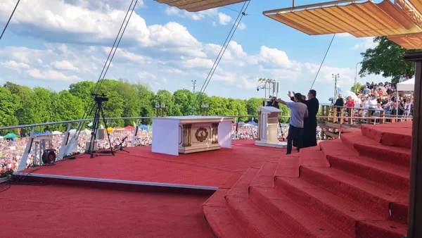 Czestochowa, Poland: Preaching and Praying at the National Charismatic Catholic Conferen